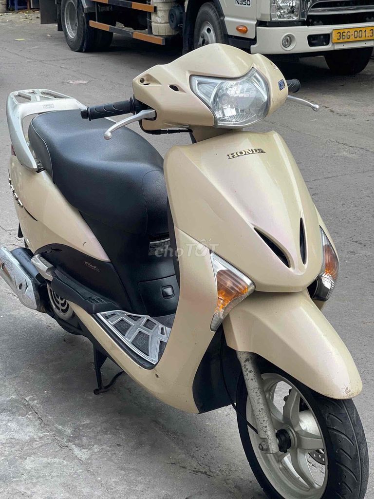 HONDA LEAD 2012 chạy êm. Mua bán Xe máy tại Quận Nam Từ Liêm Hà Nội được đăng bởi Minh Minh hình 2