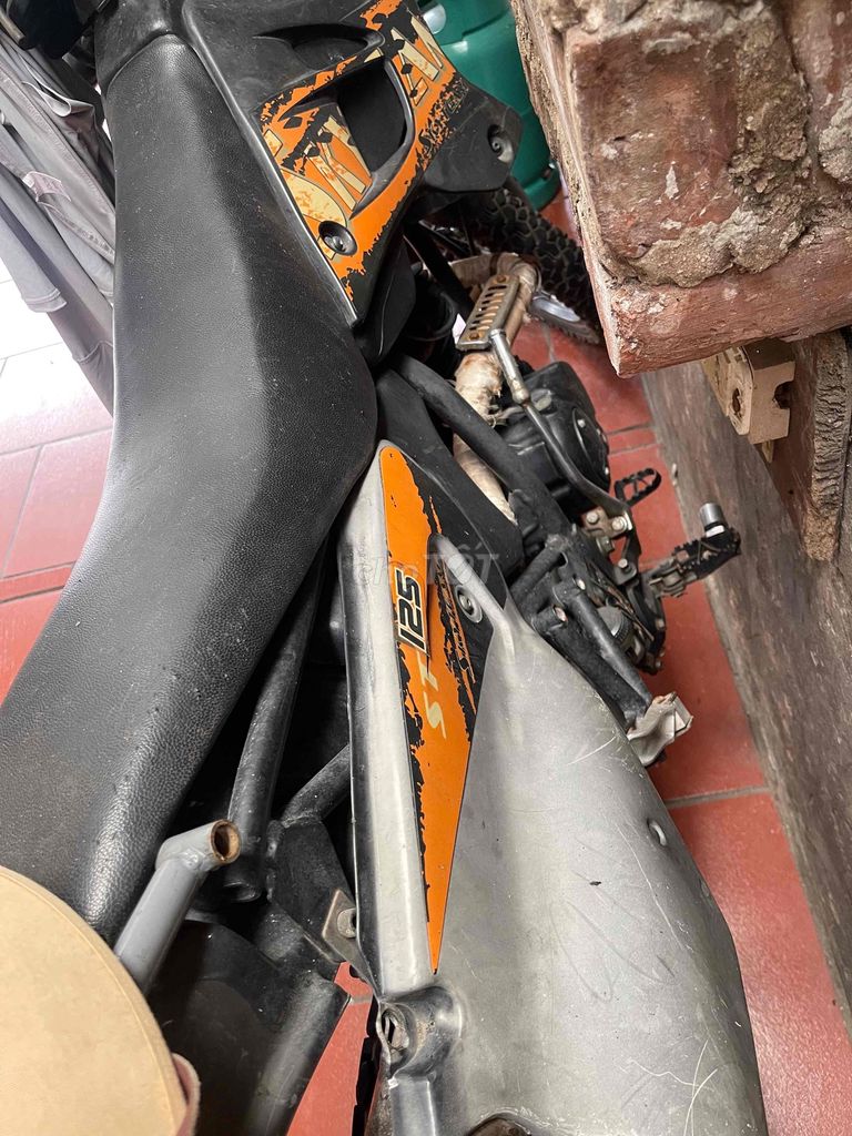 Bán xe cào cào, không có nhu cầu sử dụng. Mua bán Xe máy tại Huyện Gia Lâm Hà Nội được đăng bởi Đường Nhu hình 4