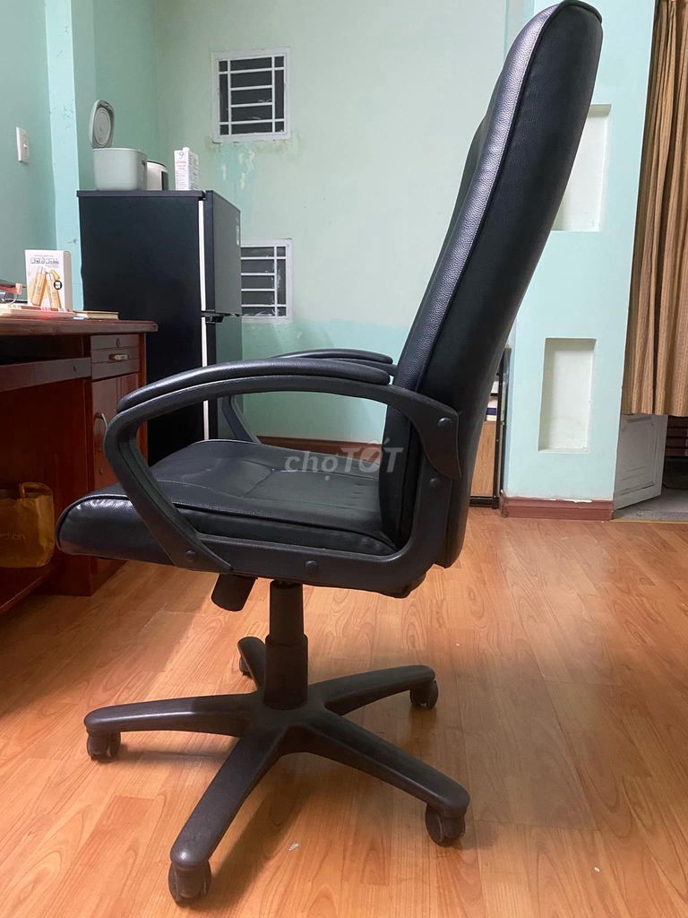 Ghế văn phòng - used 90%