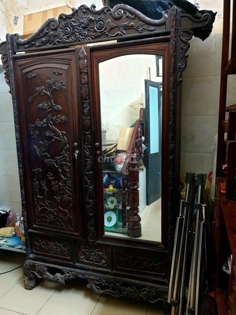 Tủ quần áo Gỗ Nâu Chạm khắc. Mua bán Tủ, kệ gia đình tại Quận Hoàng Mai Hà Nội được đăng bởi Nguyễn công thành hình 1