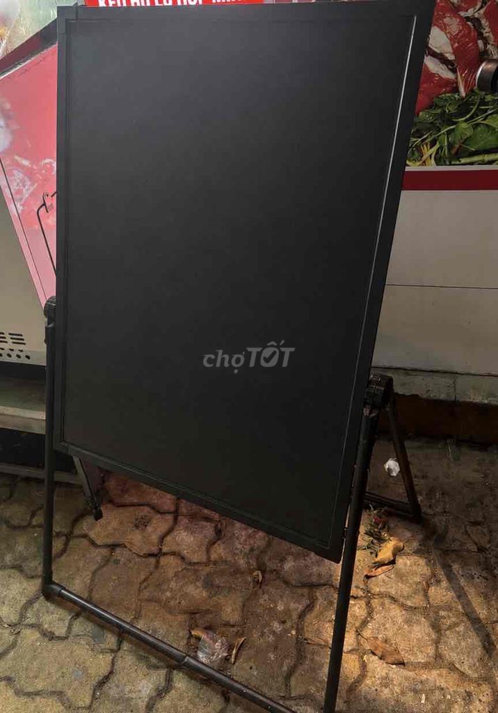 Bảng LED huỳnh quang Đen. Mua bán Đèn tại Thành phố Vũng Tàu Bà Rịa - Vũng Tàu được đăng bởi Xuan Nguyen hình 1