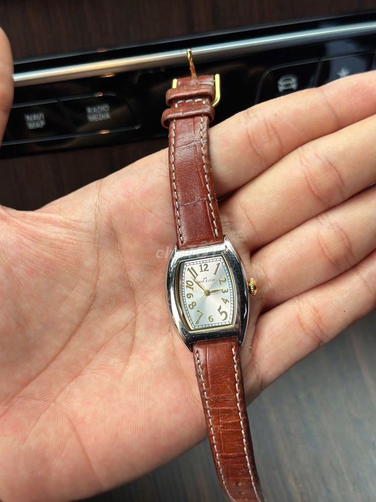 Đồng hồ Anne Klein Nữ dây da Nâu. Mua bán Đồng hồ tại Quận Thanh Xuân Hà Nội được đăng bởi Linh hình 1