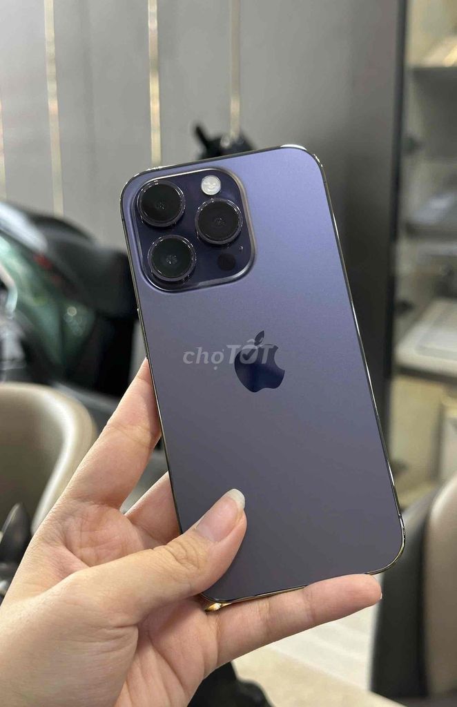 Apple iPhone 14 Pro 1TB Tím Quốc Tế Mỹ Pin 92% Zin. Mua bán Điện thoại tại Quận 8 Tp Hồ Chí Minh được đăng bởi CA REM BÁN TÁO hình 1