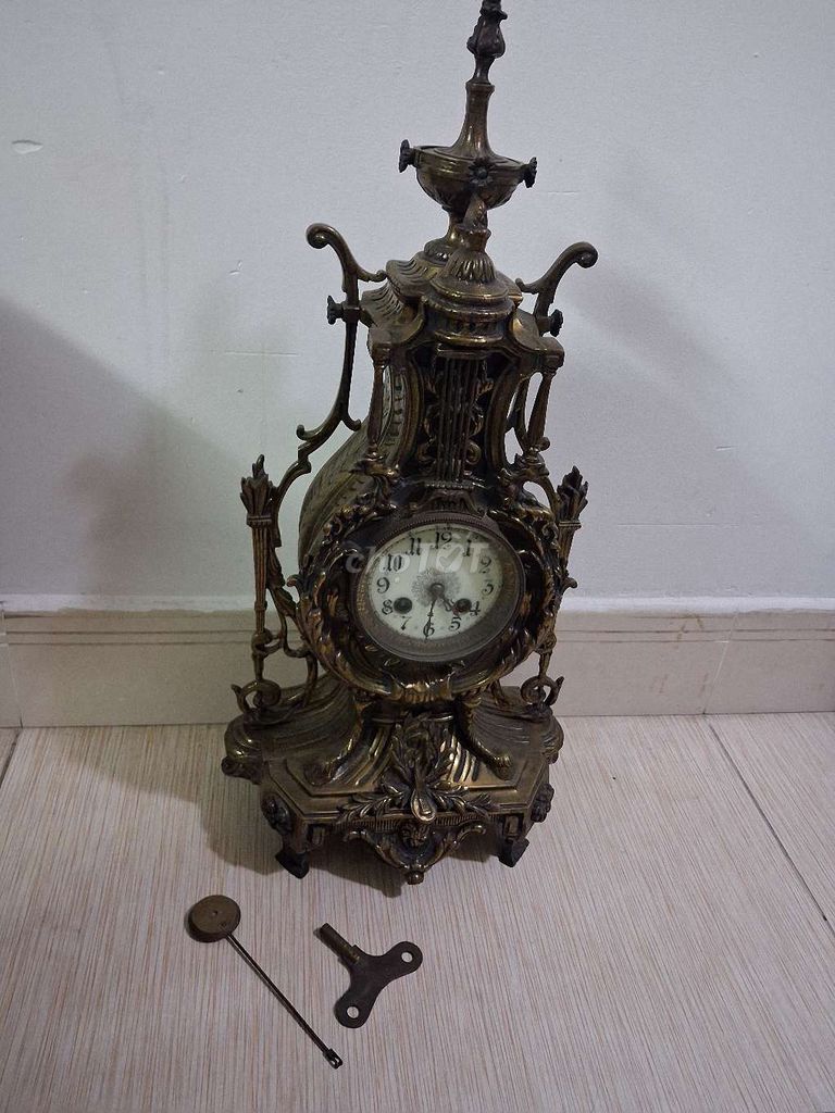 Đồng hồ để bàn Đồng Cổ điển Vàng đồng. Mua bán Nội thất, đồ gia dụng khác tại Quận 6 Tp Hồ Chí Minh được đăng bởi sưu tập hình 1