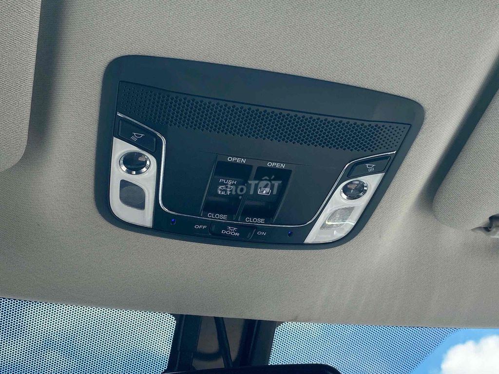 Honda HR-V 2019 HR-V L Full Options Chất Khỏi Bàn. Mua bán Ô tô tại Quận Long Biên Hà Nội được đăng bởi DUONGMINH AUTO  hình 13