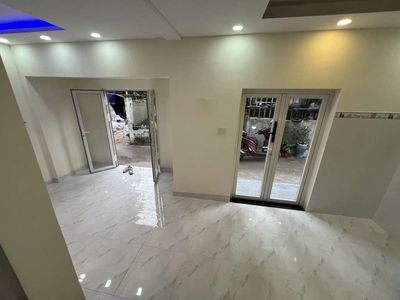 XE HƠI ĐỖ CỬA HIỆP BÌNH PHƯỚC. Mua bán nhà ở tại Thành phố Thủ Đức Tp Hồ Chí Minh được đăng bởi Ngọc Hà