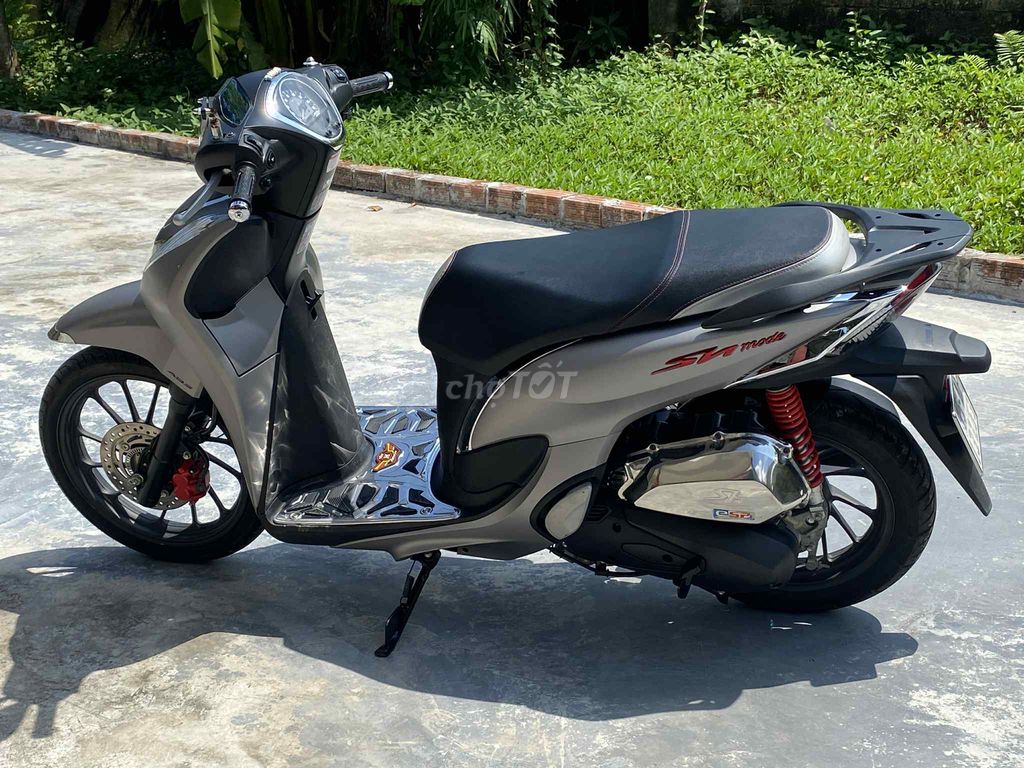 Bán Xe SH mode. Mua bán Xe máy tại Huyện Thuỷ Nguyên Hải Phòng được đăng bởi Dinh khac Hau hình 2