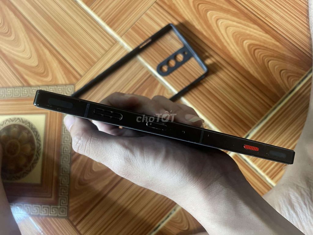 Redmagic 8S Pro 256GB Đen. Mua bán Điện thoại tại Thành phố Buôn Ma Thuột Đắk Lắk được đăng bởi Ngô Trần Quang Phương hình 1