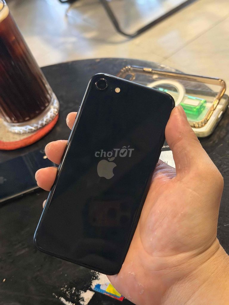 IPhone SE 3 128GB Lock pin 86%. Mua bán Điện thoại tại Quận Bình Thạnh Tp Hồ Chí Minh được đăng bởi PhaOneFt hình 1