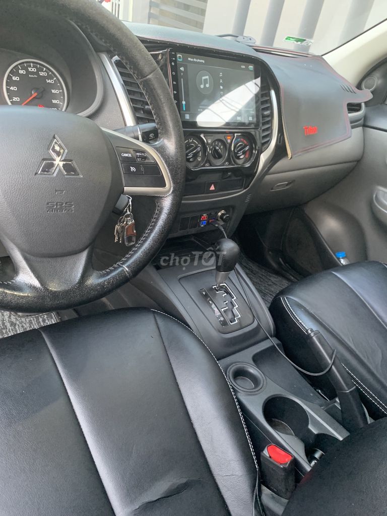 Mitsubishi Triton 2016 4x2 AT - 130000 km. Mua bán Ô tô tại Thị xã Hồng Lĩnh Hà Tĩnh được đăng bởi Nguyễn Long hình 10