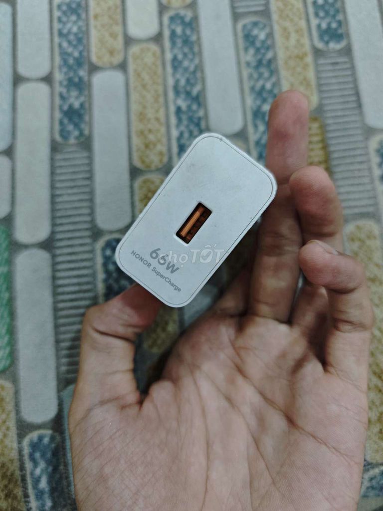 Sạc điện thoại Honor Magic 6 66W Trắng. Mua bán Phụ kiện (Màn hình, Chuột...) tại Thành phố Phú Quốc Kiên Giang được đăng bởi Thành Công hình 1