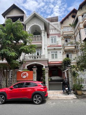 CHO THUÊ BIỆT THỰ ĐẸP 5 PHÒNG NGỦ - 39 Triệu- FULL NỘI THẤT
