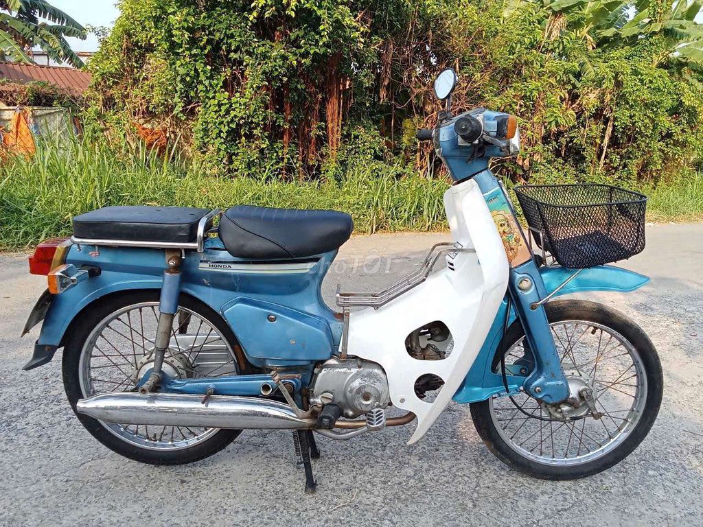 Honda Cúp 82 Nhật 50cc . Học Sinh Đi Ko Bằng Lái. Mua bán Xe máy tại Huyện Hóc Môn Tp Hồ Chí Minh được đăng bởi Tuân Nguyên hình 3