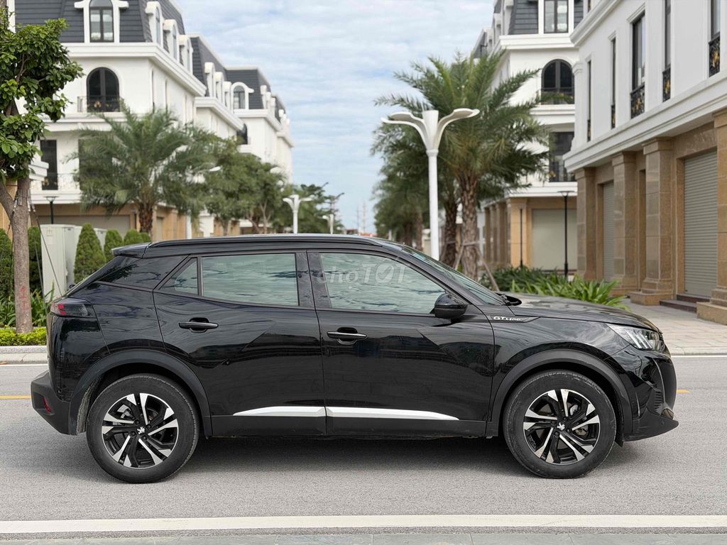 Peugeot 2008 GTline 2022 44000 km Đen. Mua bán Ô tô tại Huyện Thuỷ Nguyên Hải Phòng được đăng bởi Bùi Đỗ Tuấn hình 3