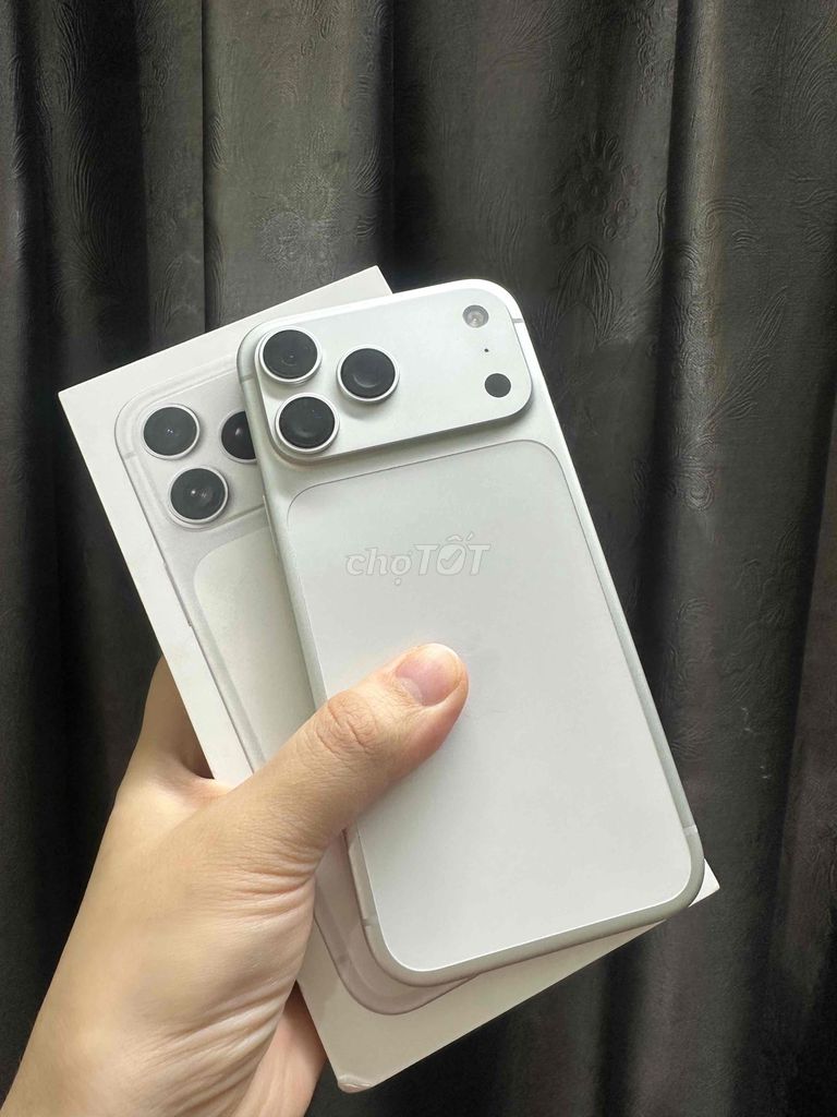 17 Pro Max 256GB Trắng zin keng pin 100. Mua bán Điện thoại tại Quận Long Biên Hà Nội được đăng bởi hồ mạnh hiếu hình 1