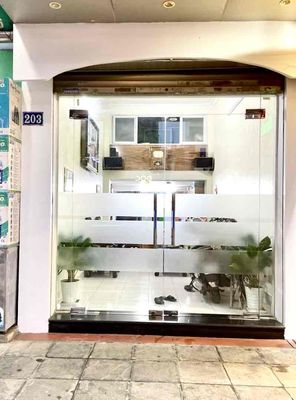 Townhouse 32 m² · 3 bed · Đường Quang Trung