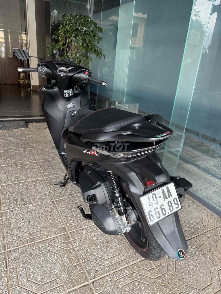 Honda SH 2022 Đen 5200km. Mua bán Xe máy tại Huyện Đạ Tẻh Lâm Đồng được đăng bởi Lâm hình 3