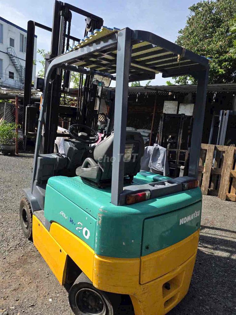 Thanh lý  xe nâng điện Komatsu -11 2 tấn. Mua bán Phương tiện khác tại Thành phố Thuận An Bình Dương được đăng bởi Dai Hai hình 2