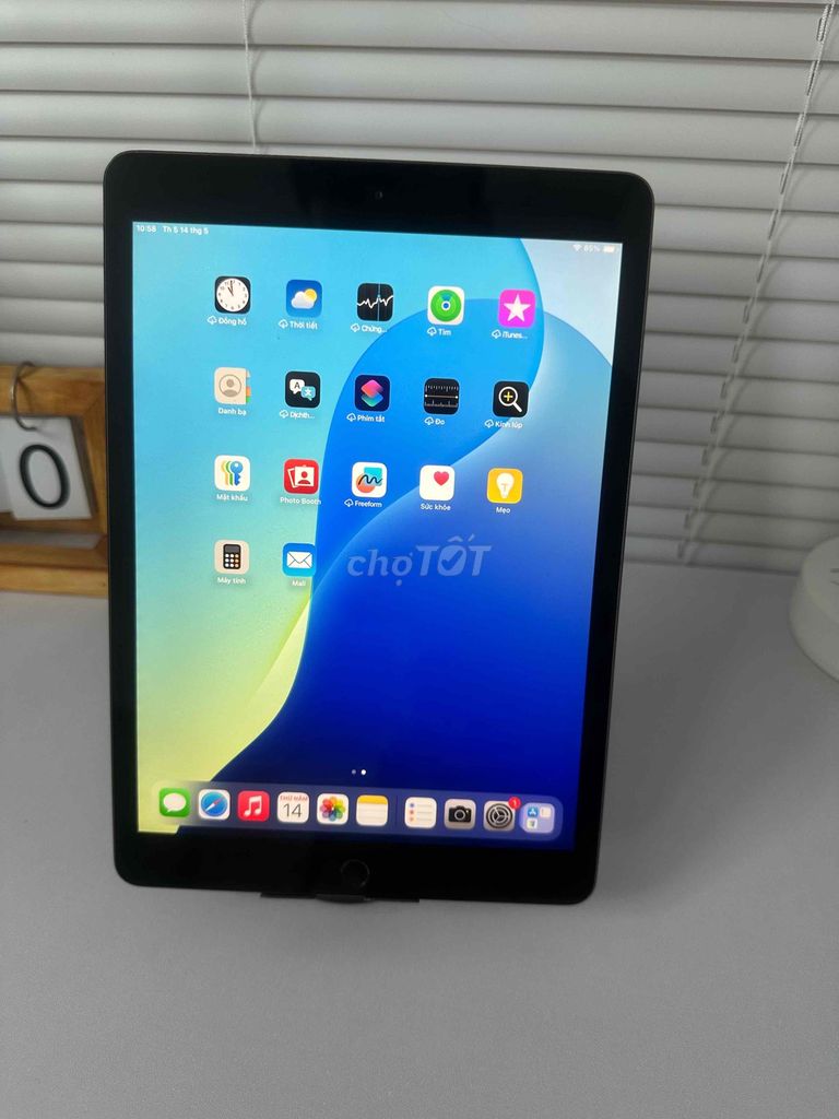 Apple iPad Gen 8 cho ai cần. Mua bán Máy tính bảng tại Quận 4 Tp Hồ Chí Minh được đăng bởi NTT hình 1