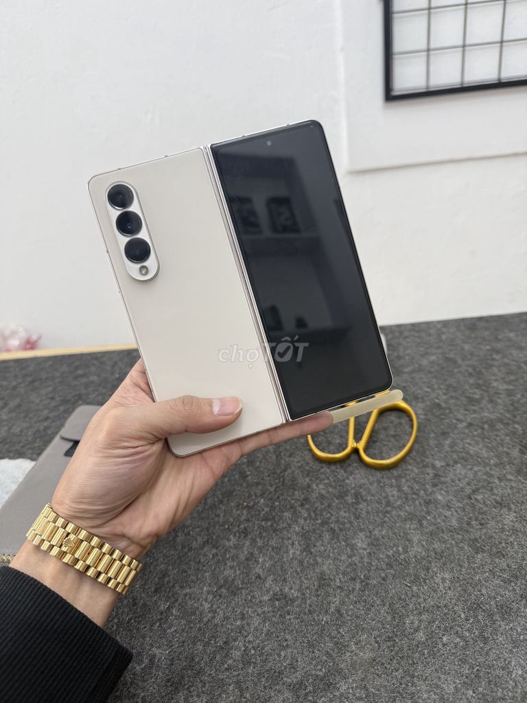 Z Fold4 512G zin đẹp chất. Mua bán Điện thoại tại Quận Thanh Xuân Hà Nội được đăng bởi Vinh Râu Samsung hình 1