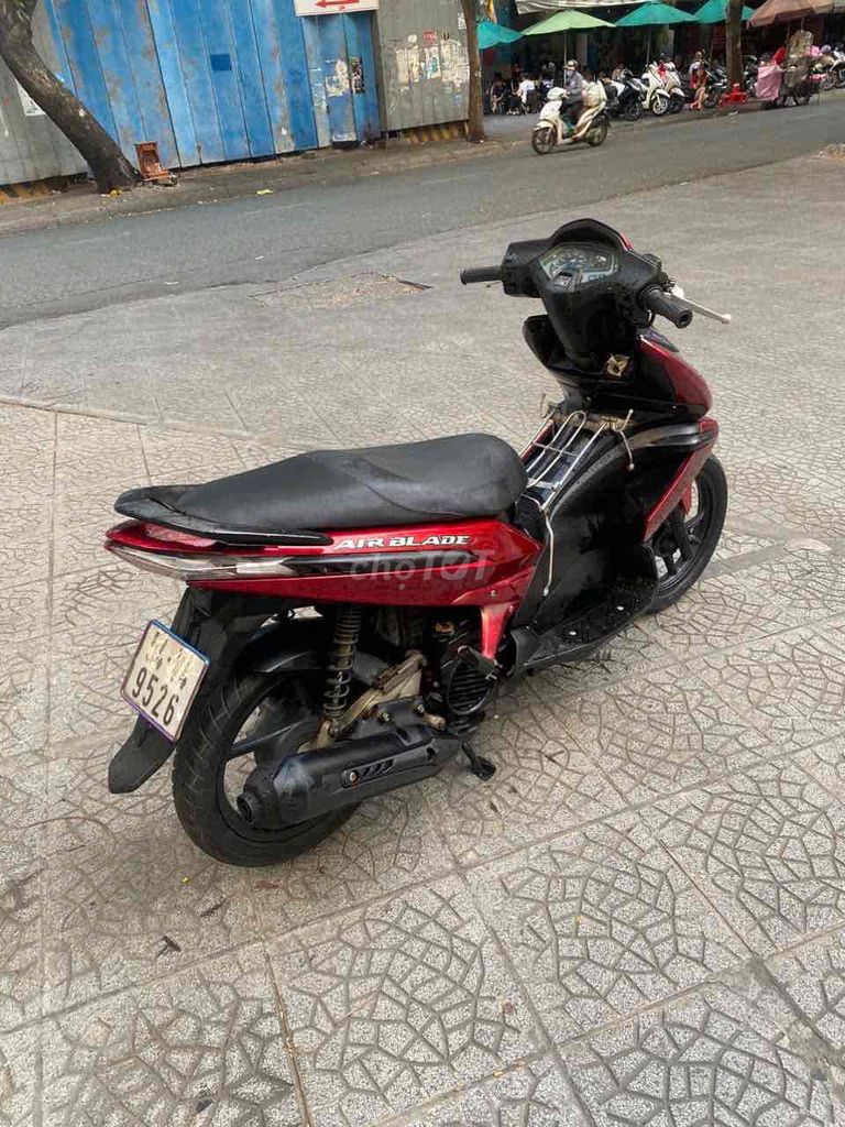 Honda Ab 2009 bstp,xe chạy êm ru,đẹp ,chạy mạnh. Mua bán Xe máy tại Quận 4 Tp Hồ Chí Minh được đăng bởi Bảo Anh hình 5