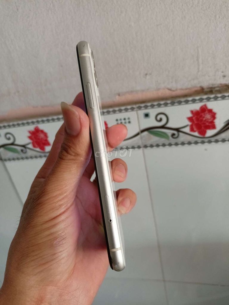 iPhone 11 64GB quốc tế full. Mua bán Điện thoại tại Quận Bình Thuỷ Cần Thơ được đăng bởi CH Thuan Mobile hình 1