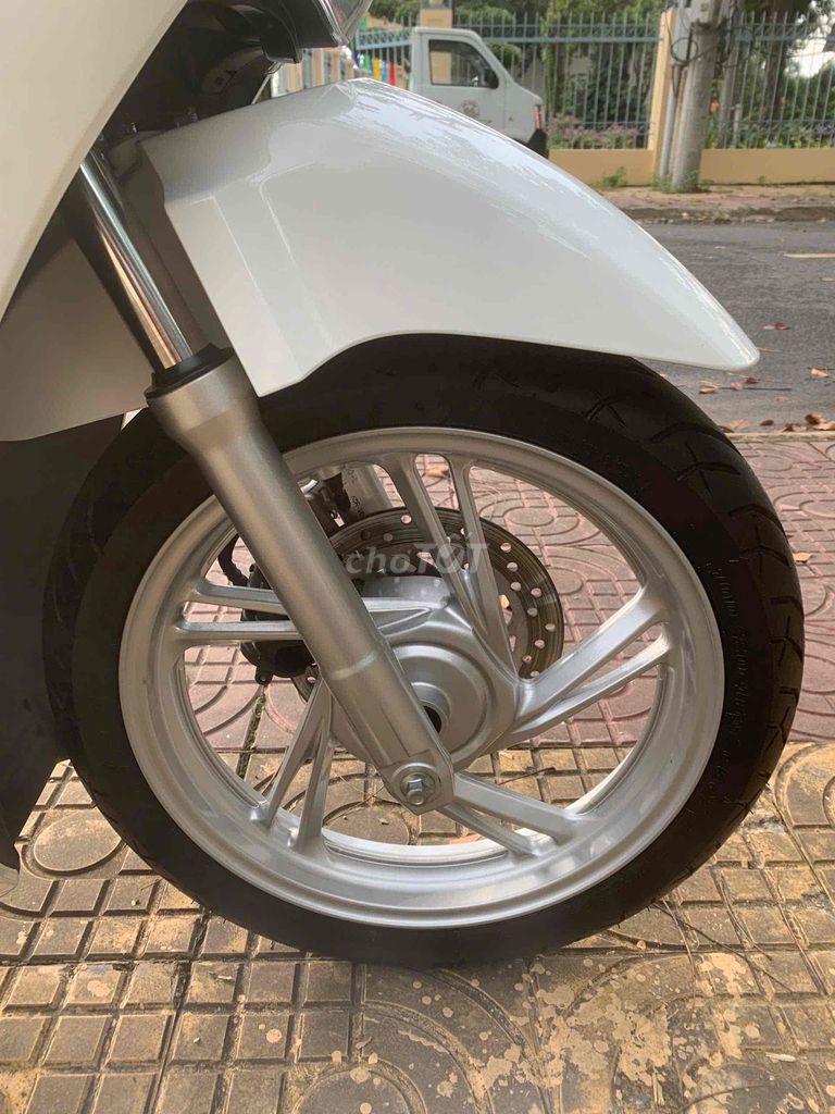 Honda SH 125i 2021 Trắng 5.000km. Mua bán Xe máy tại Thành phố Sa Đéc Đồng Tháp được đăng bởi DUY CƯỜNG hình 7