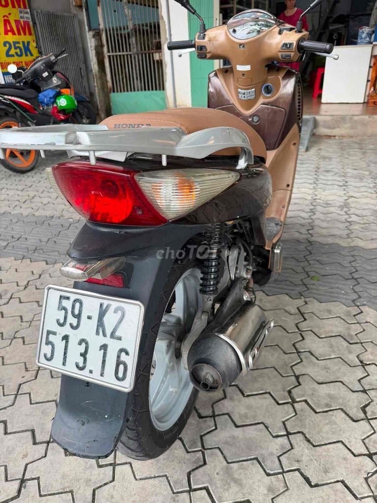 Honda SH 150 Италия, 2008, коричневый, двигатель 014, номера Хошимина, 1 хозяин