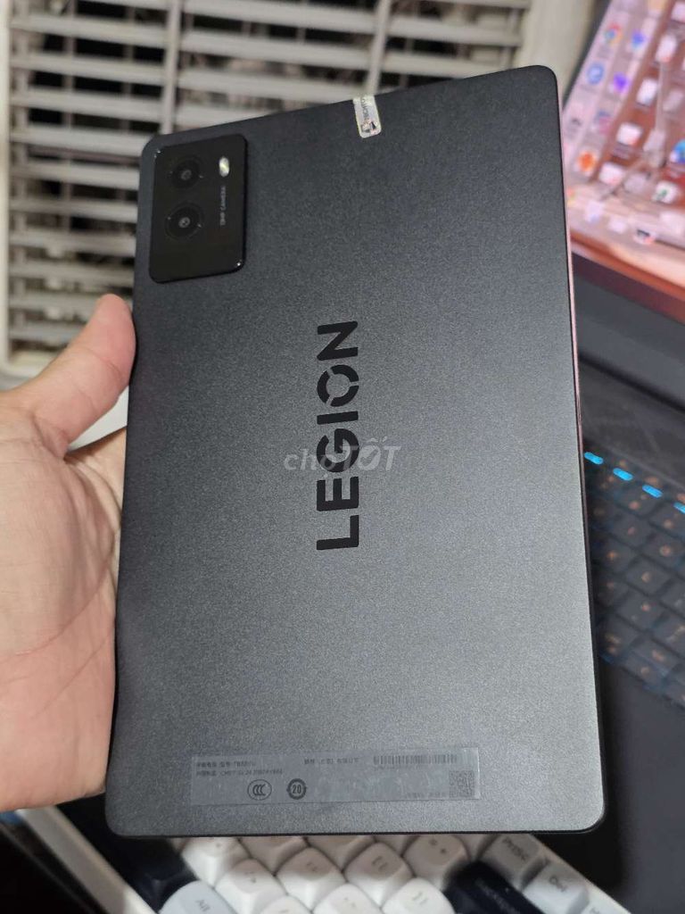 Lenovo Legion Y700 gen 3 Snap 8 Gen 3 12GB/256GB. Mua bán Máy tính bảng tại Thành phố Buôn Ma Thuột Đắk Lắk được đăng bởi Huy hình 1