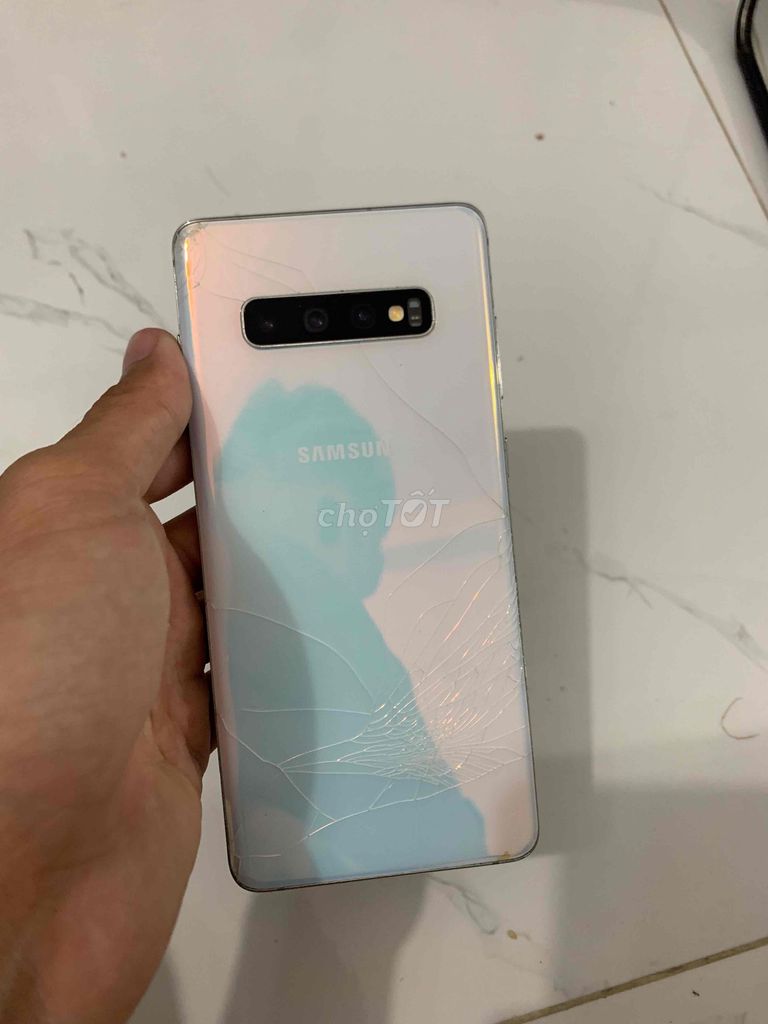 Samsung S10 Plus Trắng Đã qua sử dụng. Mua bán Điện thoại tại Quận Ninh Kiều Cần Thơ được đăng bởi Anh Khoa 26 hình 1