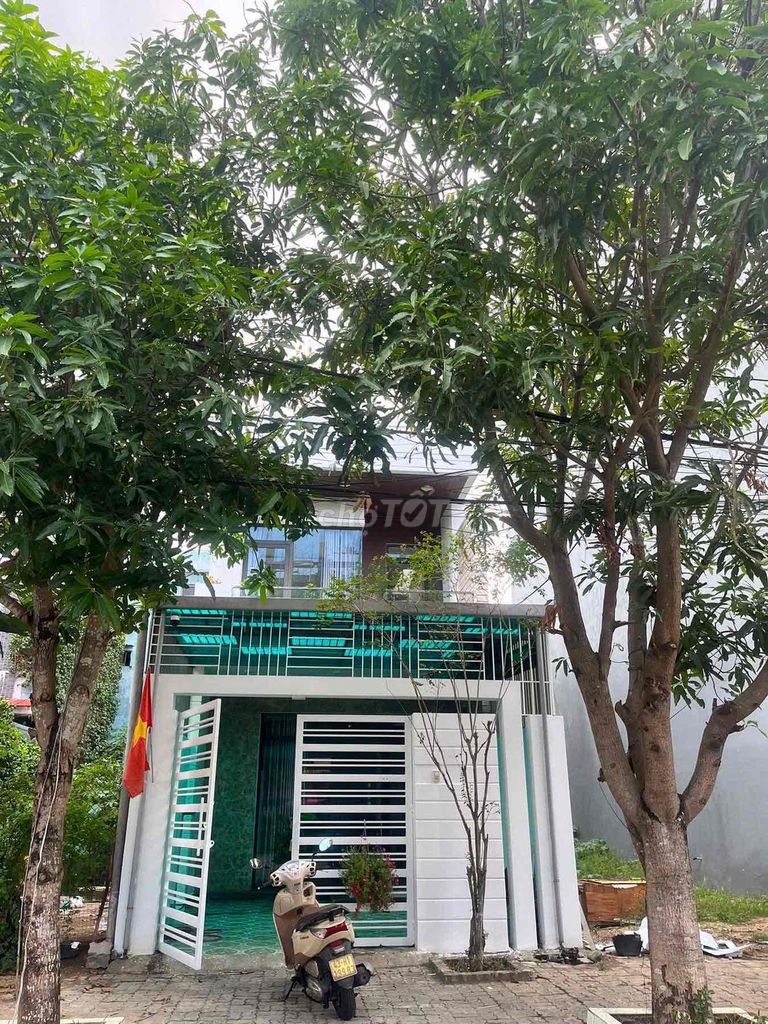 Просторный двухэтажный дом на улице Nguyễn Xiển — фото 4