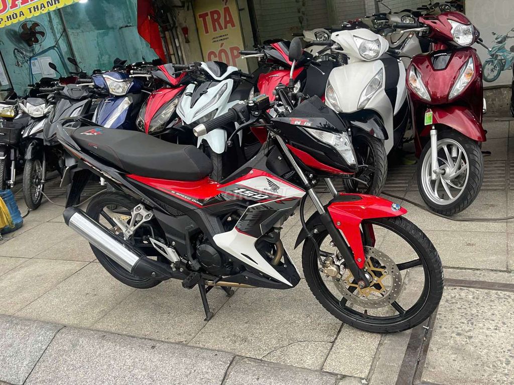 Honda sonic 150 2022 mới 90% biển số 86 chính chủ. Mua bán Xe máy tại Quận Tân Phú Tp Hồ Chí Minh được đăng bởi Tuanduy hình 2