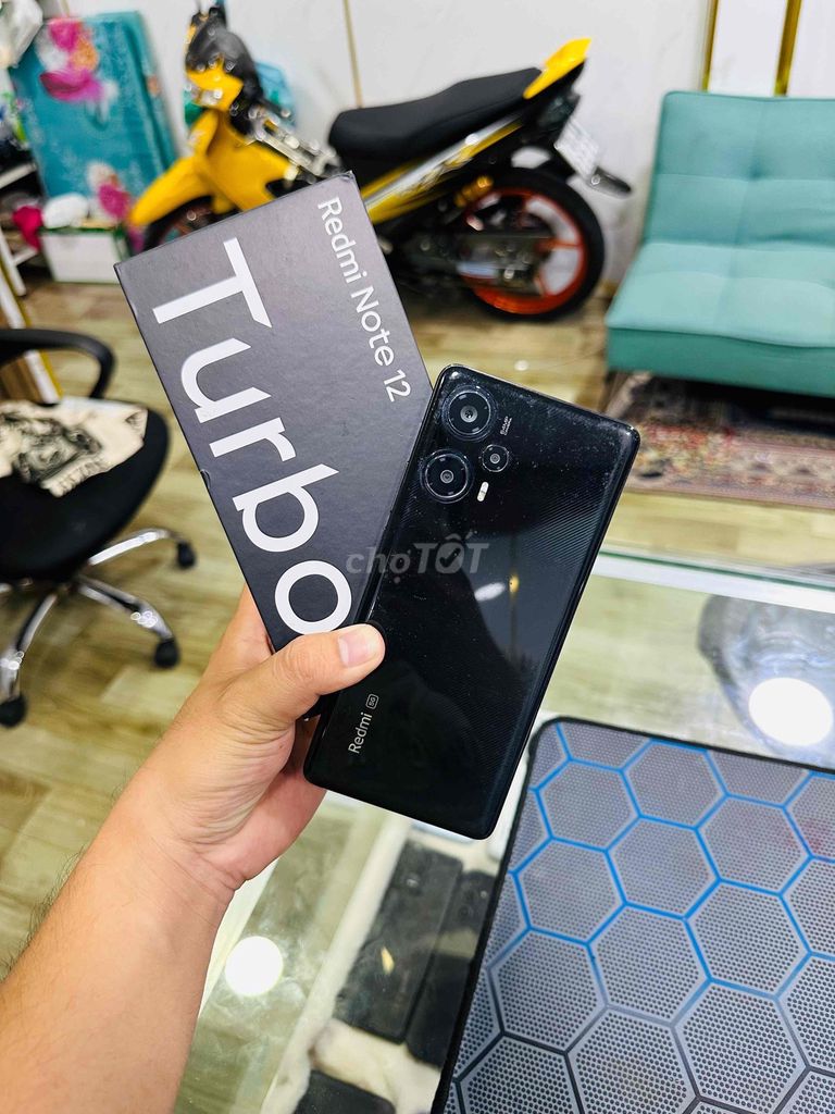 Xiaomi Redmi 12 Turbo 8GB/128GB Đen. Mua bán Điện thoại tại Thành phố Tây Ninh Tây Ninh được đăng bởi Công Minh Mobile hình 1