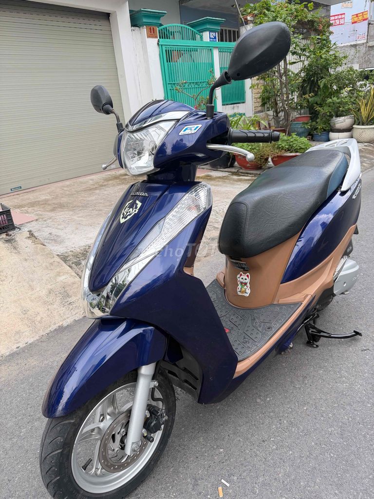 Владелец Honda Lead 125 куб. см 2015