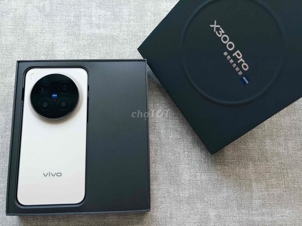 Vivo X300 Pro 256GB Nâu Fullbox Có BH Vàng 1 Năm. Mua bán Điện thoại tại Quận 3 Tp Hồ Chí Minh được đăng bởi Minh Phạm hình 1