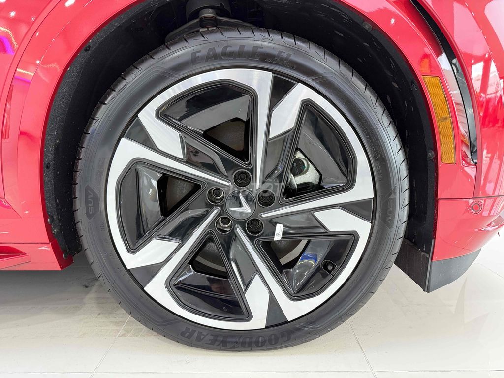 VINFATS VF9 BAO HS KHÓ, DOANH NGHIỆP VAY 90%!. Mua bán Ô tô tại Quận 3 Tp Hồ Chí Minh được đăng bởi Kỳ hình 8