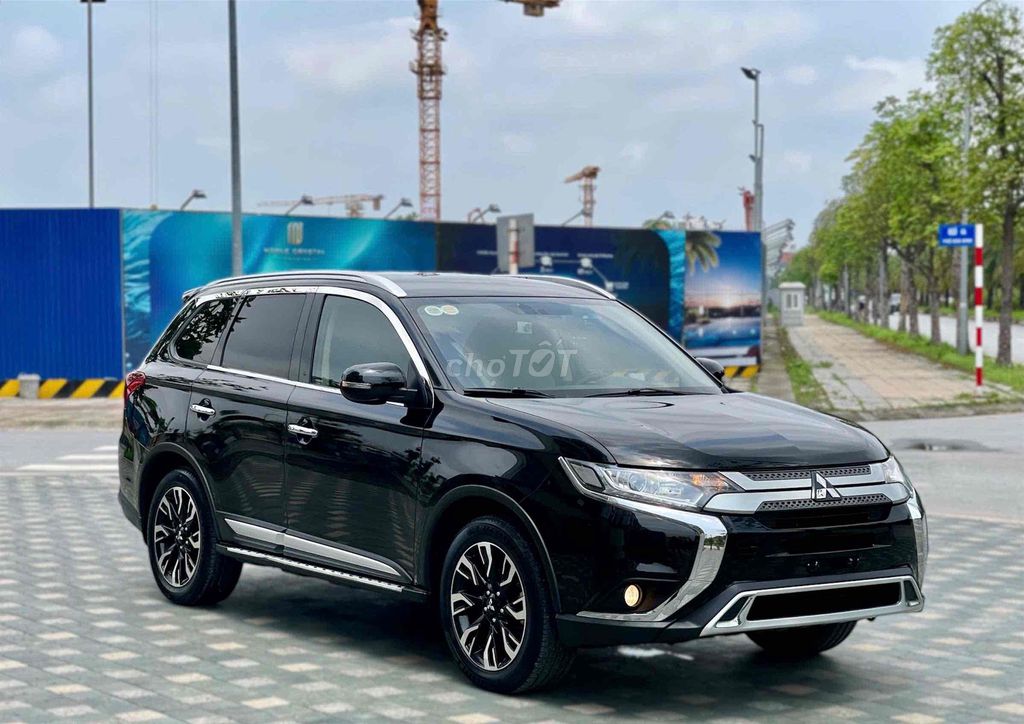Mitsubishi Outlander Cvt 2020- 65.000km. Mua bán Ô tô tại Quận Long Biên Hà Nội được đăng bởi Mr Tài Oto hình 15