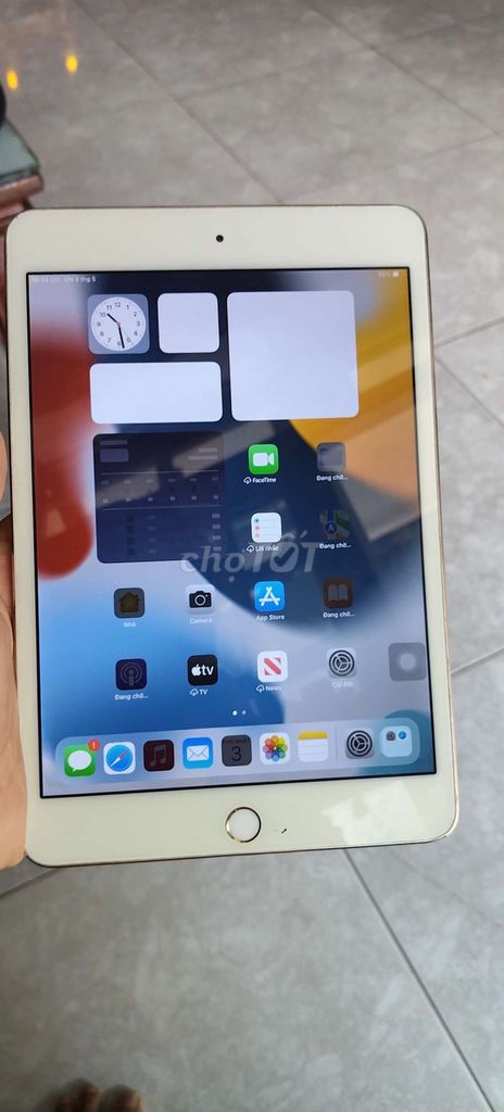 Apple iPad mini 4 64GB Vàng. Mua bán Máy tính bảng tại Quận Liên Chiểu Đà Nẵng được đăng bởi Công Lực hình 1