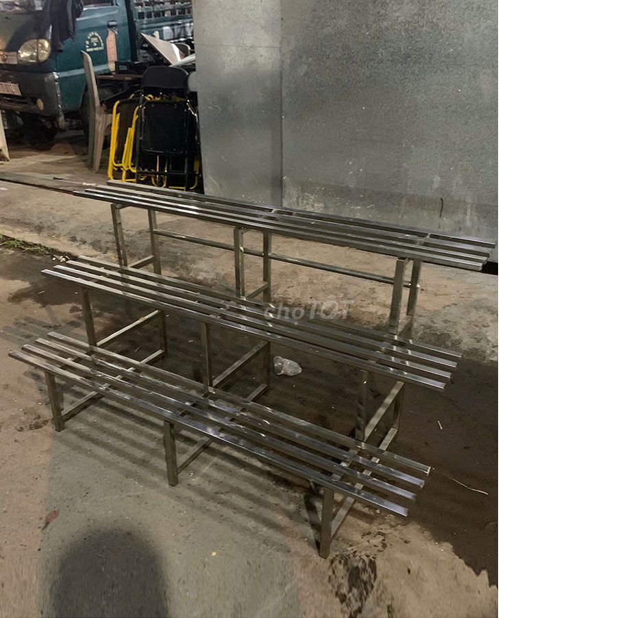 Kệ Inox 3 Tầng Bạc Đã Sử Dụng Mới 90%. Mua bán Tủ, kệ gia đình tại Huyện Bình Chánh Tp Hồ Chí Minh được đăng bởi MỸ HOA Thanh Lý  hình 1
