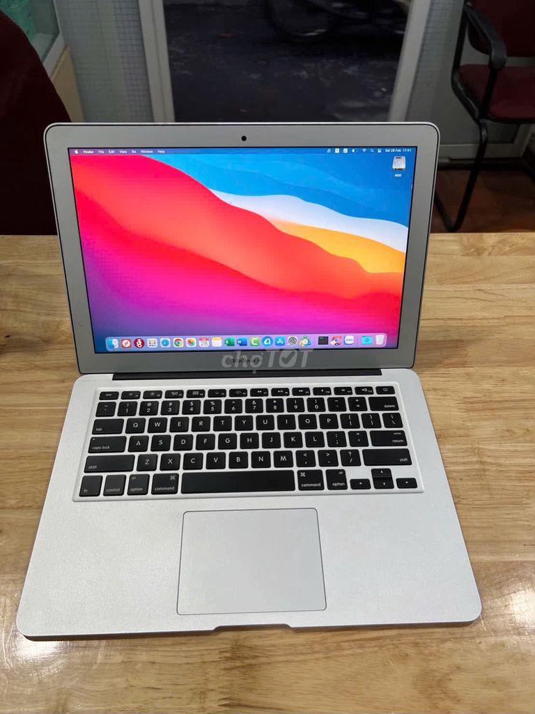 Apple Macbook Air 2014 i5 4GB/128GB. Mua bán Laptop tại Quận Đống Đa Hà Nội được đăng bởi Thành Công hình 1