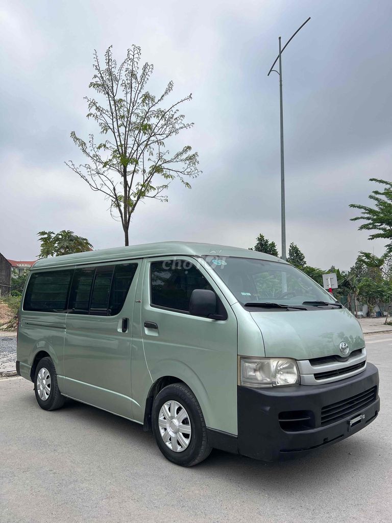 Toyota Hiace 2011. Mua bán Ô tô tại Quận Hà Đông Hà Nội được đăng bởi bon hình 2