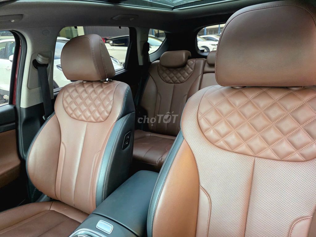 Hyundai Santafe Premium 2023 дизель 11 000 км