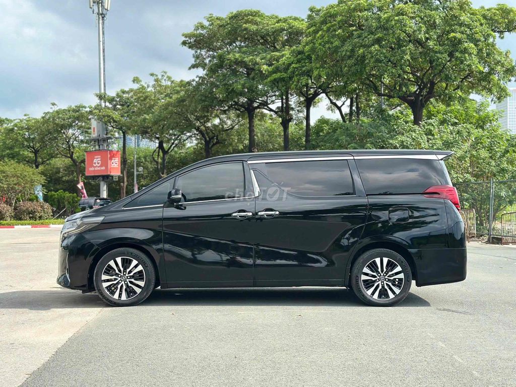 Toyota Alphard 3.5V6 sx 2018 màu đen. Mua bán Ô tô tại Quận Cầu Giấy Hà Nội được đăng bởi Cao Quý hình 4