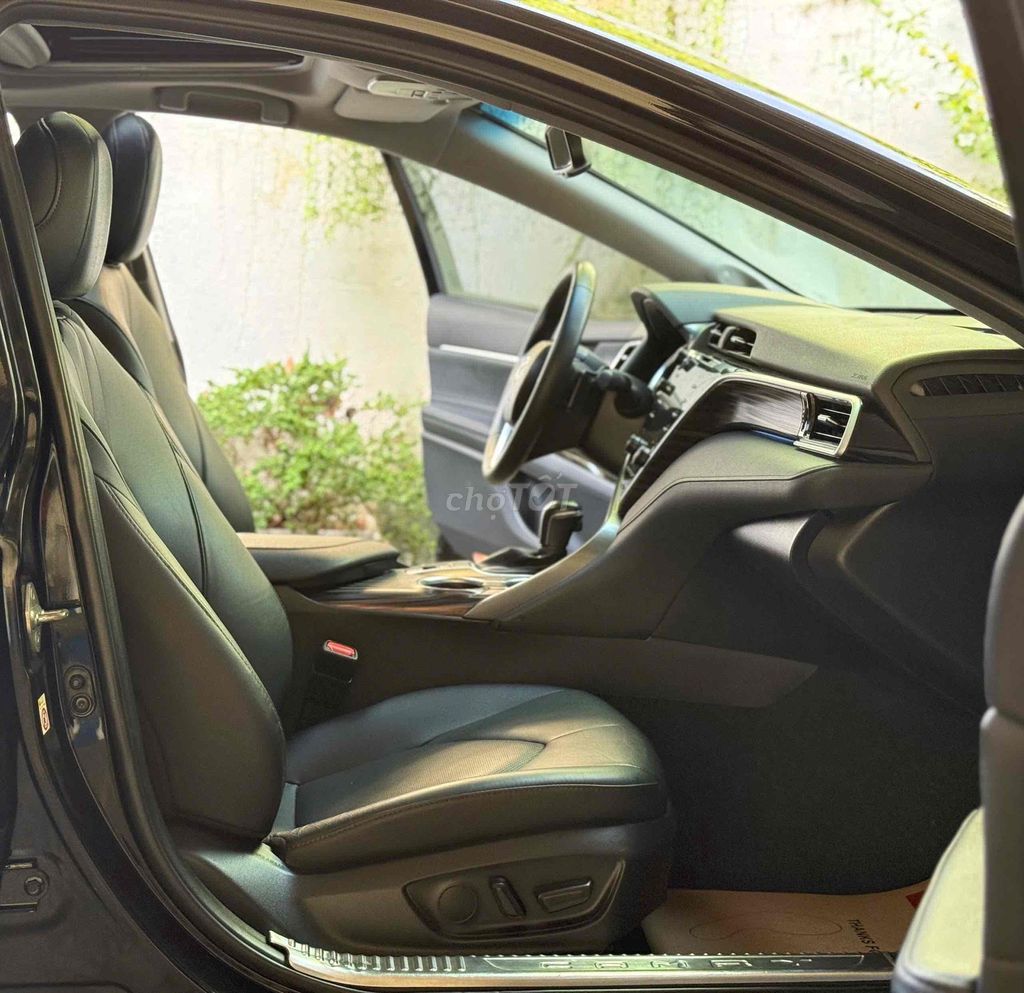 Camry 2019 2.5Q có thương thảo. Mua bán Ô tô tại Quận Gò Vấp Tp Hồ Chí Minh được đăng bởi Nguyễn An hình 13