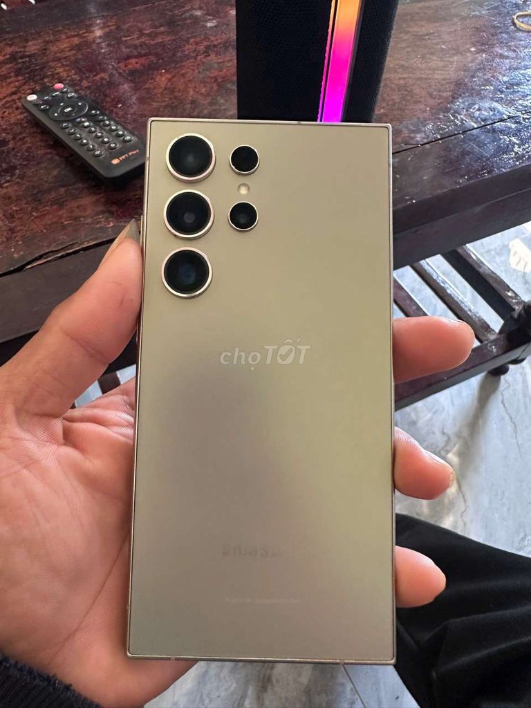 Samsung S24U bản hàn 12/256. Mua bán Điện thoại tại Thành phố Buôn Ma Thuột Đắk Lắk được đăng bởi C hình 1