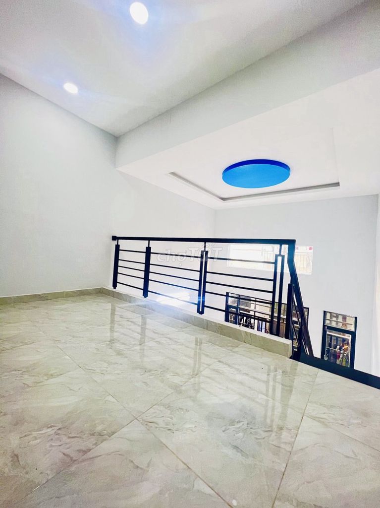 Bán nhà mới xây, 40m2, hoàn công đủ, Liên khu 4-5, Bình Tân, 2 tầng.