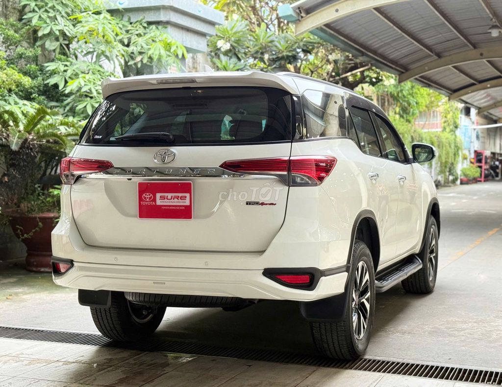 Toyota Fortuner 2019 2.7V 4x2 AT - 92565 km. Mua bán Ô tô tại Quận Gò Vấp Tp Hồ Chí Minh được đăng bởi Nhớ Toyota Đông Sài Gòn Xe Qua Sư Dụng hình 6