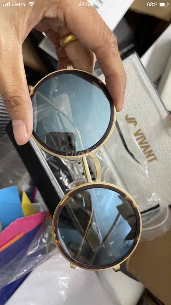 du lịch cùng kính titan nium. Du lịch tại Quận 12 Tp Hồ Chí Minh được đăng bởi thơ ché hình 1