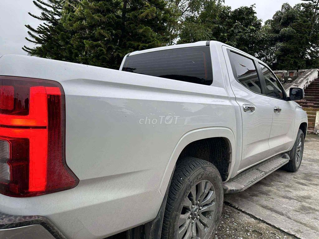 Mitsubishi Triton 2024 Premium 2WD 10000 km. Mua bán Ô tô tại Quận Cầu Giấy Hà Nội được đăng bởi Tuấn Xe Lướt  hình 3