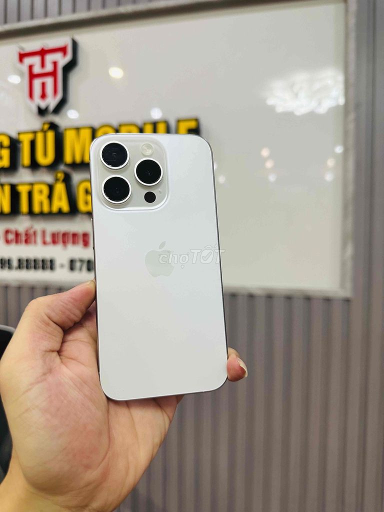Apple iPhone 15 Pro 128GB Trắng. Mua bán Điện thoại tại Quận Liên Chiểu Đà Nẵng được đăng bởi Hoàng Tú Mobile hình 1